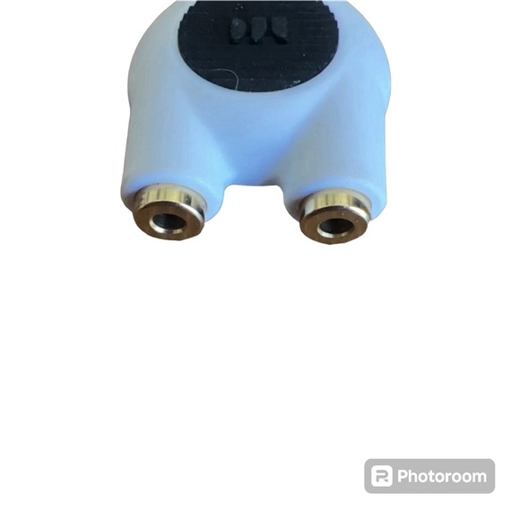 Monster Cable iSplitter Mini Y-Adapte for Apple iPod, iBook and Apple Computers - Picture 2 of 4